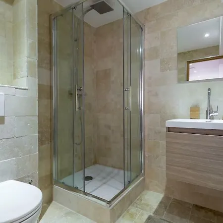Apartment 102-appartement Refait A Neuf Vieil *